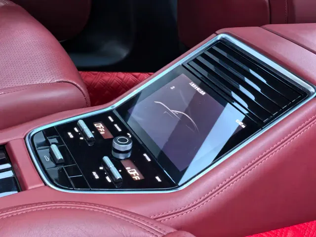 Porsche Panamera — Фото автомобиля 13