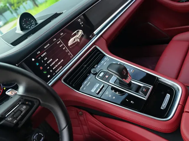 Porsche Panamera — Фото автомобиля 10