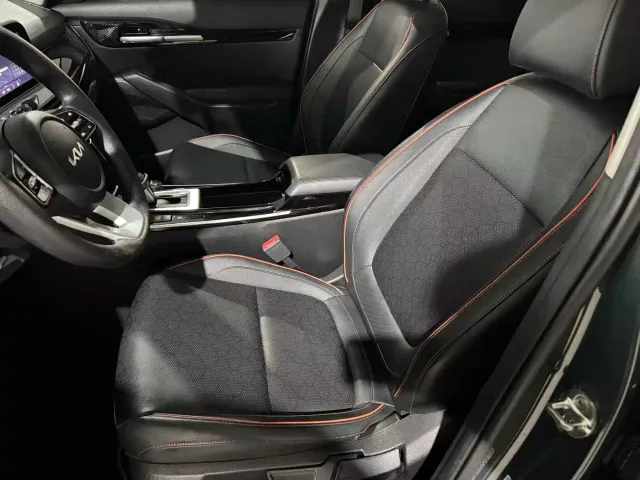 Kia Seltos — Фото автомобиля 8