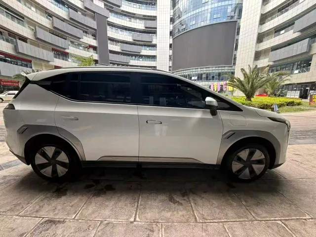 GAC Aion Y — Фото автомобиля 4