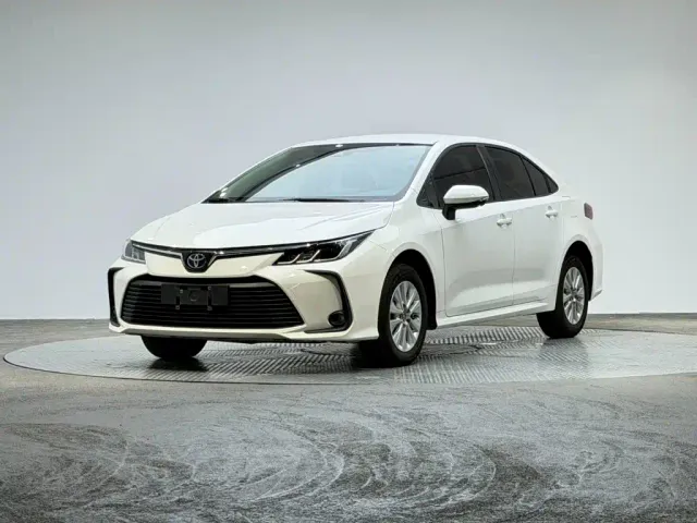 Фотография автомобиля — Toyota Corolla
