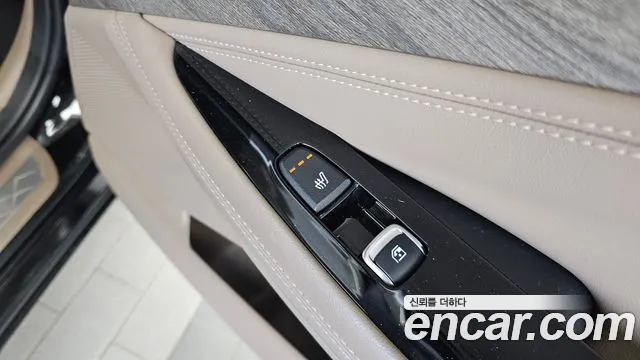 Kia K8 K8 Hybrid — Фото автомобиля 29