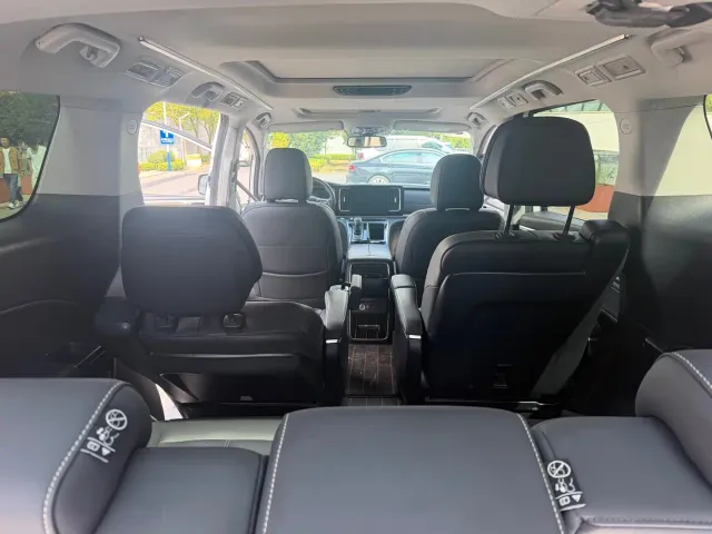 GAC Trumpchi M8 — Фото автомобиля 13