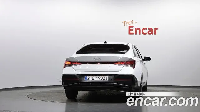 Hyundai Avante CN7 — Фото автомобиля 4