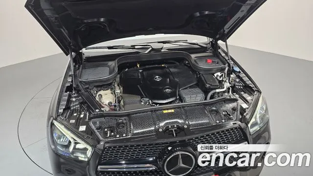 Mercedes-Benz GLE-Class — Фото автомобиля 6
