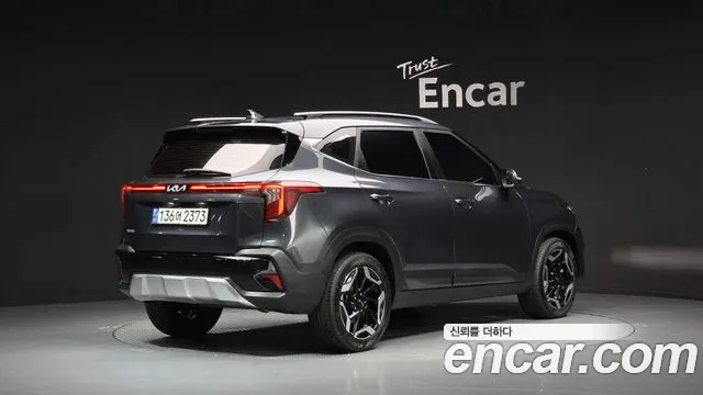 Kia Seltos Бензин 1.6 турбо 2WD — Фото автомобиля 2