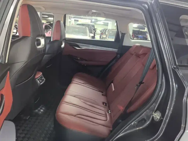 Changan CS75 Plus — Фото автомобиля 16