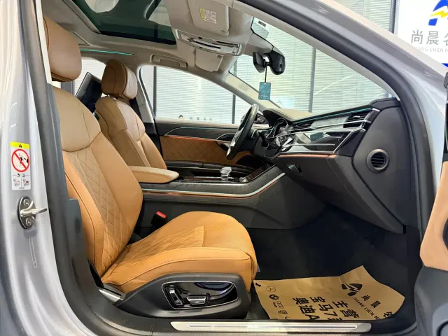 Audi A8 — Фото автомобиля 8