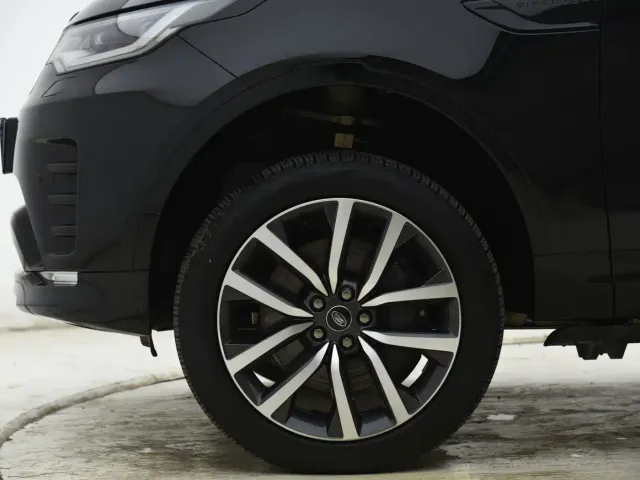 Land Rover Discovery — Фото автомобиля 3