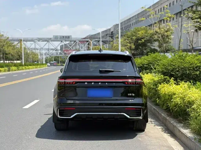 Geely Xingyue L — Фото автомобиля 24