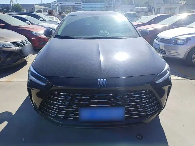 Buick Regal — Фото автомобиля 2