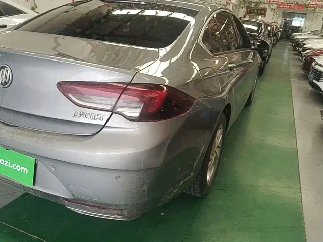 Buick Regal — Фото автомобиля 23