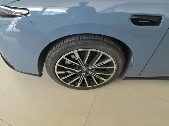 Leapmotor B01 — Фото автомобиля 22