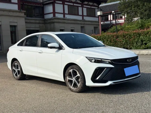 Geely Emgrand L — Фото автомобиля 3