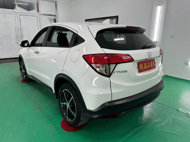 Honda Vezel — Фото автомобиля 6