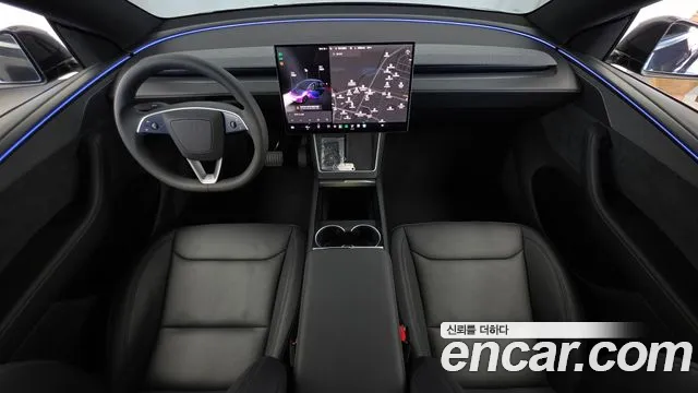 Tesla Model Y — Фото автомобиля 10