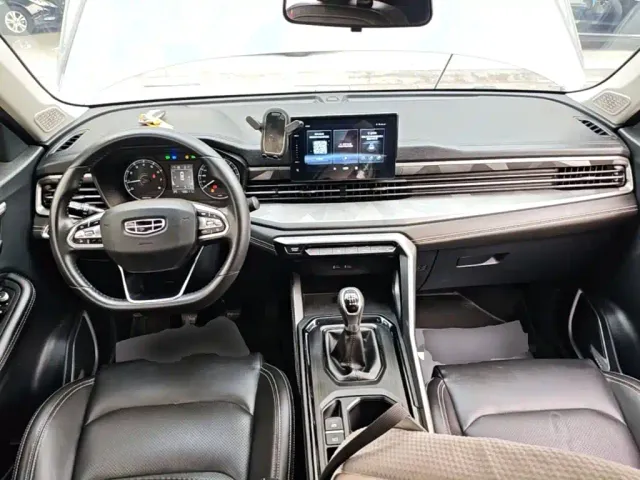 Geely Vision X6 — Фото автомобиля 9