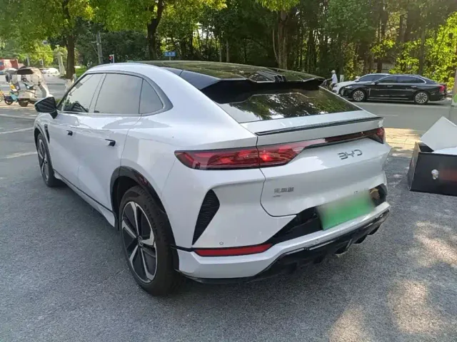 BYD Song L EV — Фото автомобиля 4