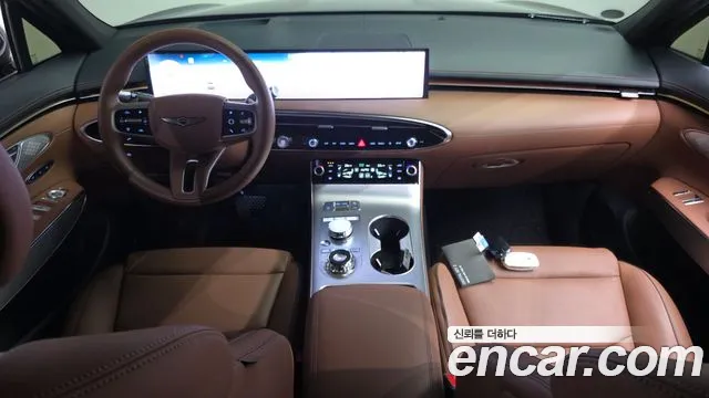 Genesis GV70 2.5T Бензин 2WD — Фото автомобиля 7