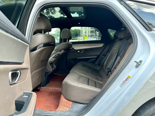 BYD Han — Фото автомобиля 5