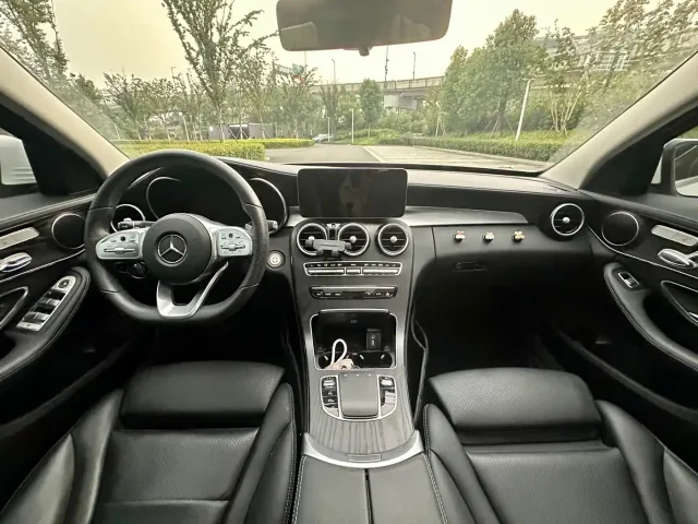 Mercedes-Benz C-Class — Фото автомобиля 8