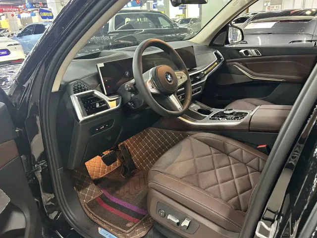 BMW X5 — Фото автомобиля 6