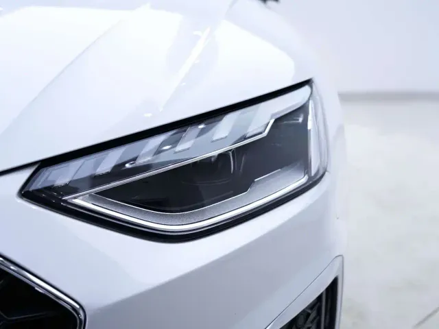 Audi A4L — Фото автомобиля 10