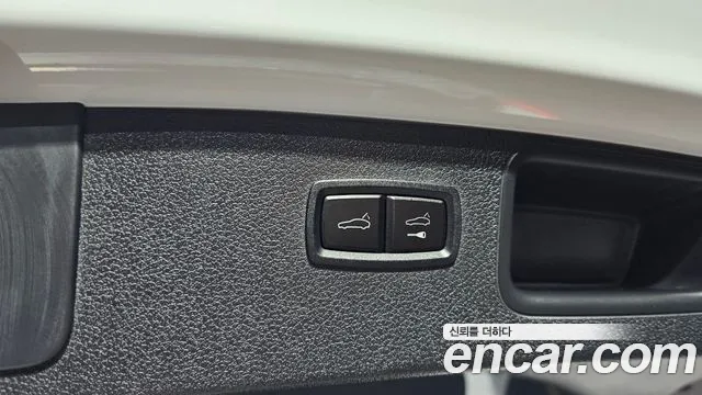 Porsche Macan — Фото автомобиля 15