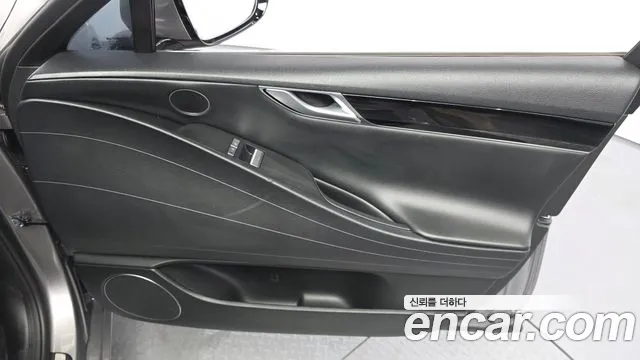 Genesis G80 Бензин 3.5 турбо AWD — Фото автомобиля 21