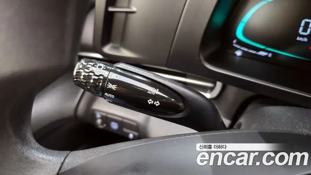 Hyundai AVANTE Smart — Фото автомобиля 18