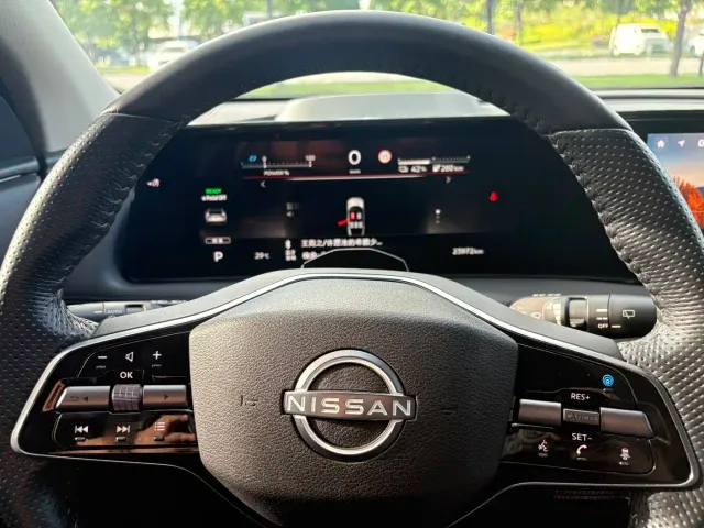 Nissan Ariya — Фото автомобиля 2