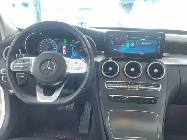 Mercedes-Benz C-Class — Фото автомобиля 21