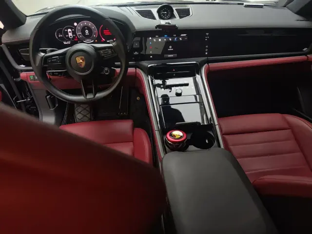 Porsche Panamera — Фото автомобиля 2
