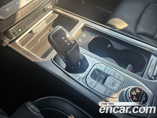 KG_Mobility_Ssangyong Rexton Rexton Arena Дизель 2.2 4WD — Фото автомобиля 9