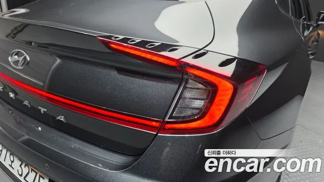 Hyundai Sonata — Фото автомобиля 8