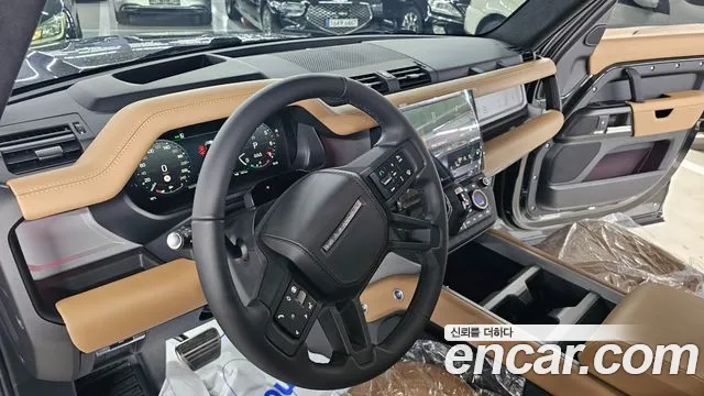 Land Rover Defender L663 — Фото автомобиля 12