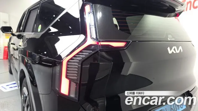 Kia EV9 — Фото автомобиля 8