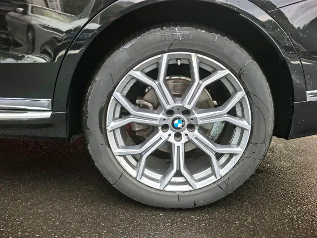 BMW X7 — Фото автомобиля 5