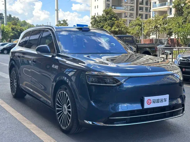 Aito M8 — Фото автомобиля 3