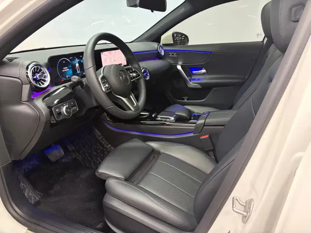 Mercedes-Benz A-Class — Фото автомобиля 6