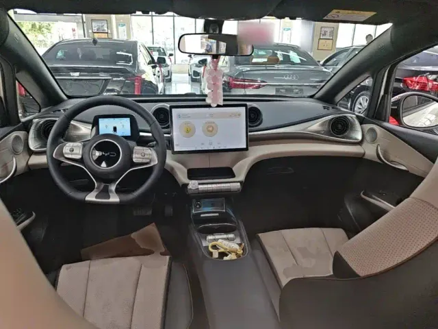 BYD Dolphin 2025 420km Freedom Edition — Фото автомобиля 9