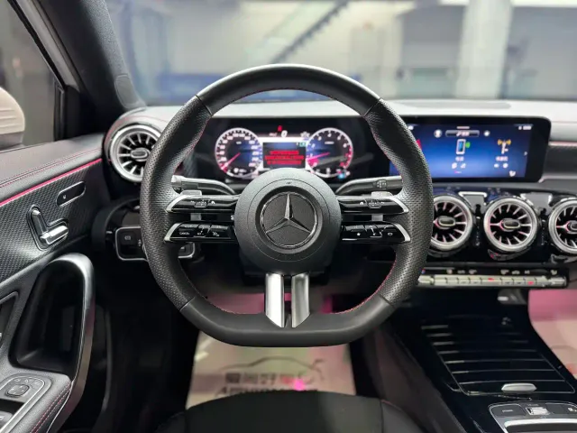 Mercedes-Benz A-Class — Фото автомобиля 13