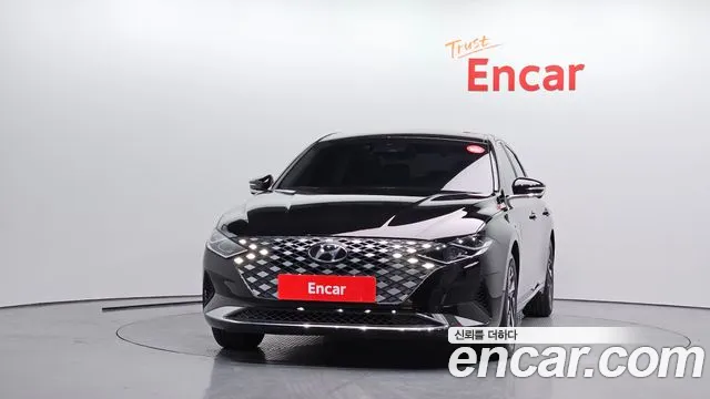 Hyundai Grandeur — Фото автомобиля 3