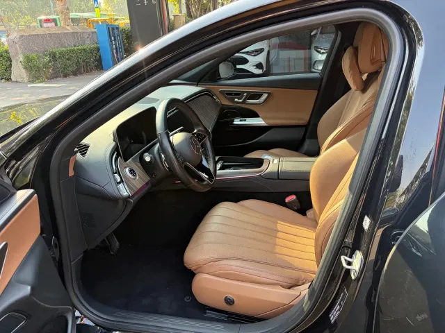 Mercedes-Benz E-Class — Фото автомобиля 6