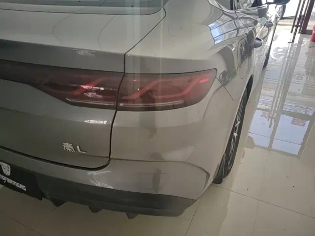 BYD Qin L — Фото автомобиля 7