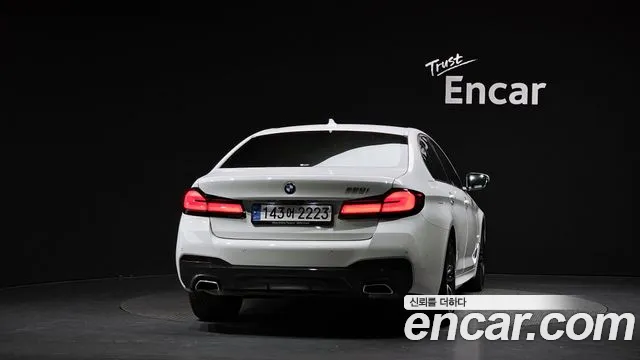 BMW 5 Series G30 — Фото автомобиля 4