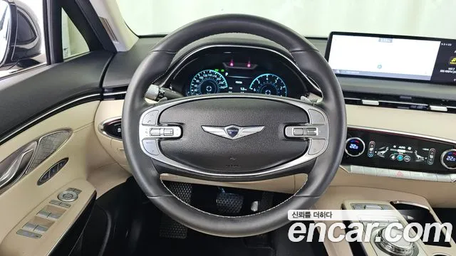 Genesis GV70 — Фото автомобиля 19