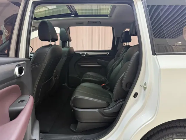 GAC Trumpchi M6 — Фото автомобиля 8