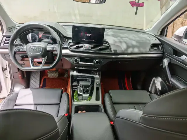 Audi Q5L — Фото автомобиля 8