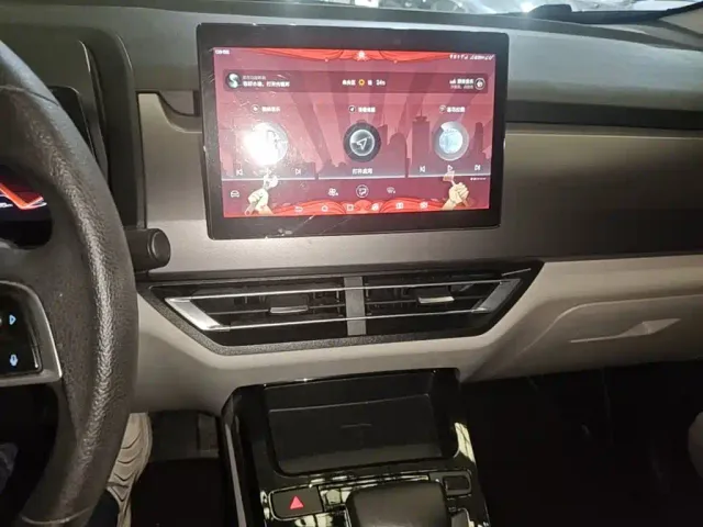 BYD Yuan Pro — Фото автомобиля 12